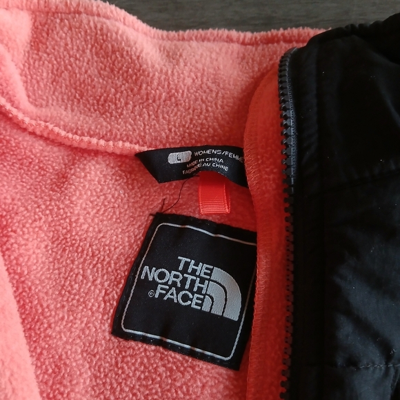 North Face Peach/ Orange  Black Jacket Excellent Condition Size L - Picture 2 of 4
